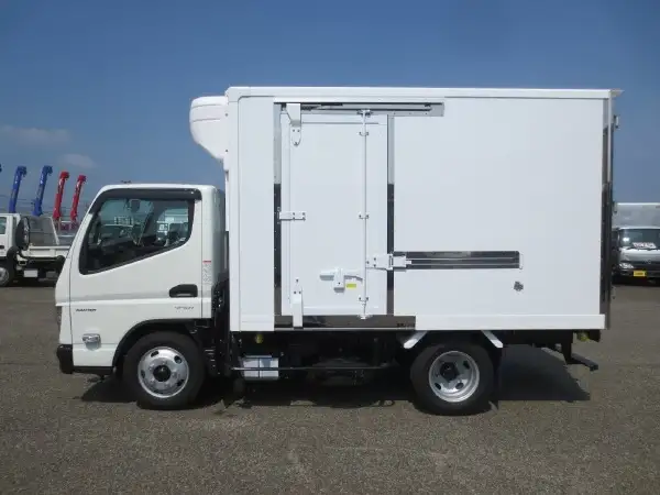 三菱 キャンター 小型 冷凍冷蔵 低温 床ステンの中古トラック画像8
