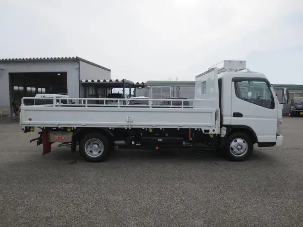日産UD その他 小型 平ボディ 床鉄板 2RG-FEB5Yの中古トラック画像5