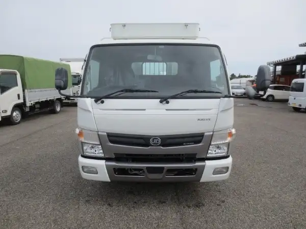 日産UD その他 小型 平ボディ 床鉄板 2RG-FEB5Yの中古トラック画像3