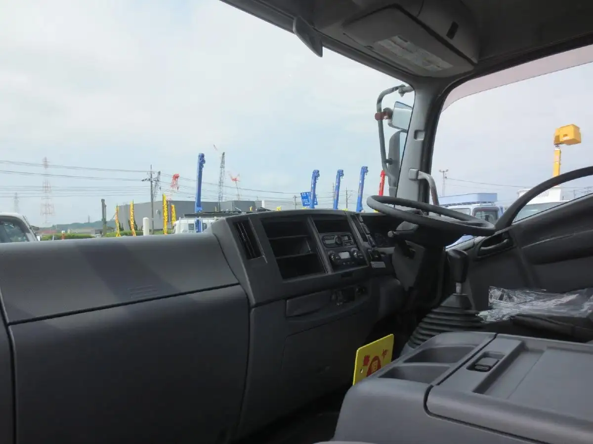 いすゞ フォワード 中型/増トン 平ボディ 床鉄板 TKG-FRR90S2の中古トラック画像16