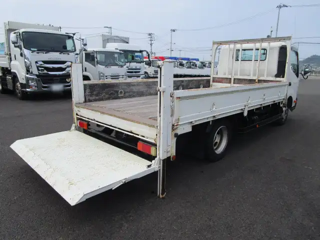 トヨタ ダイナ 小型 平ボディ パワーゲート TKG-XZC710の中古トラック画像6