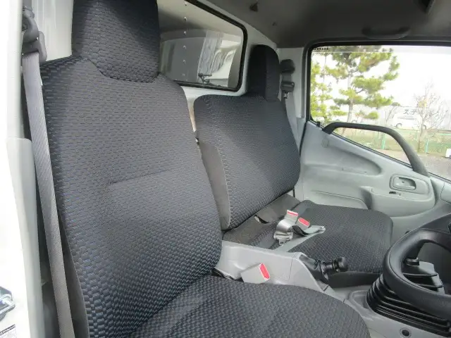 日野 デュトロ 小型 アルミバン 2KG-XZU605M R6の中古トラック画像12