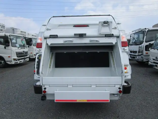 三菱 キャンター 小型 パッカー車 プレス式 2RG-FEAV0の中古トラック画像7