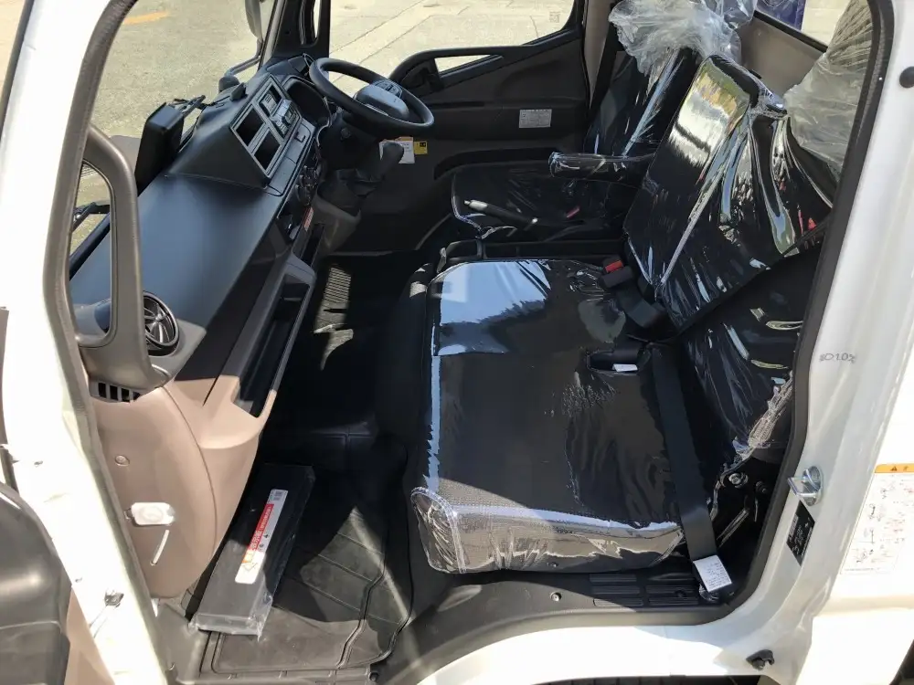 三菱 キャンター 小型 車両重機運搬 ラジコン ウインチの中古トラック画像9