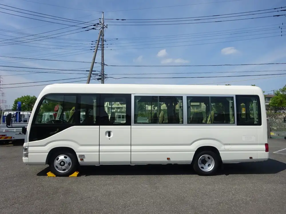 トヨタ コースター 小型 バス マイクロバス 2KG-GDB70の中古トラック画像5