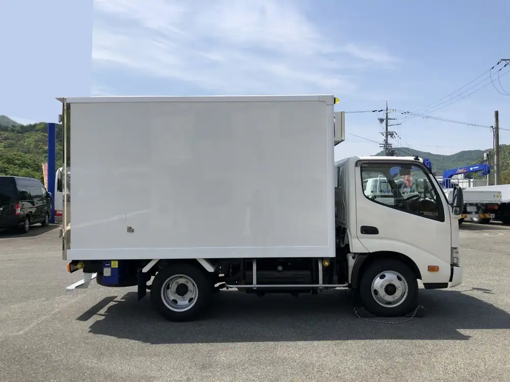 トヨタ ダイナ 小型 冷凍冷蔵 低温 スタンバイの中古トラック画像3