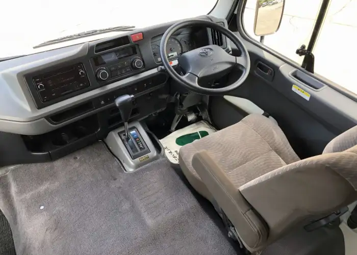 トヨタ コースター 小型 バス マイクロバス SKG-XZB70の中古トラック画像11