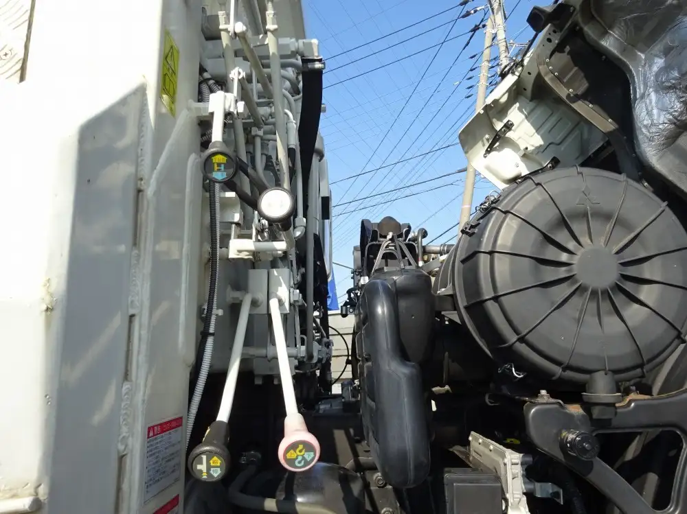 三菱 ファイター 中型/増トン 車両重機運搬 ラジコン ウインチの中古トラック画像14
