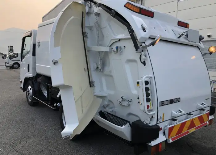 いすゞ エルフ 小型 パッカー車 巻き込み式 回転ダンプ式の中古トラック画像7