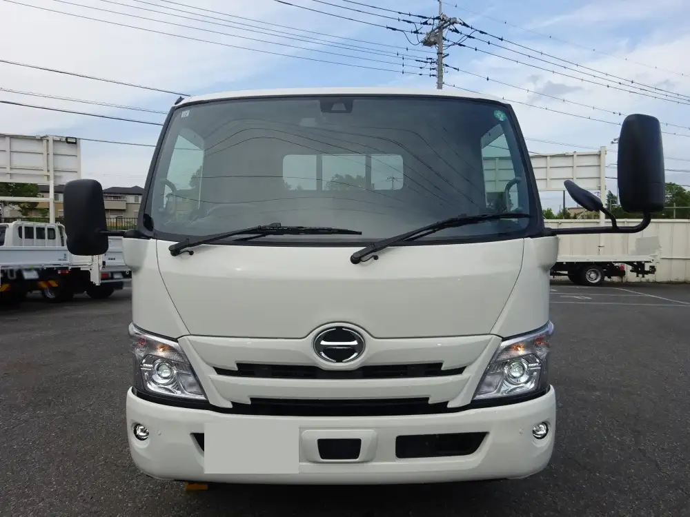日野 デュトロ 小型 平ボディ 2KG-XZU710M R6の中古トラック画像2