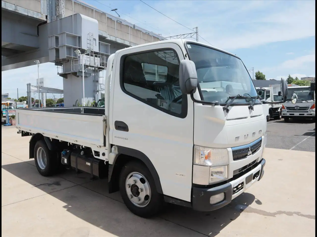 三菱 キャンター 小型 平ボディ 2RG-FBA20 R2の中古トラック画像2