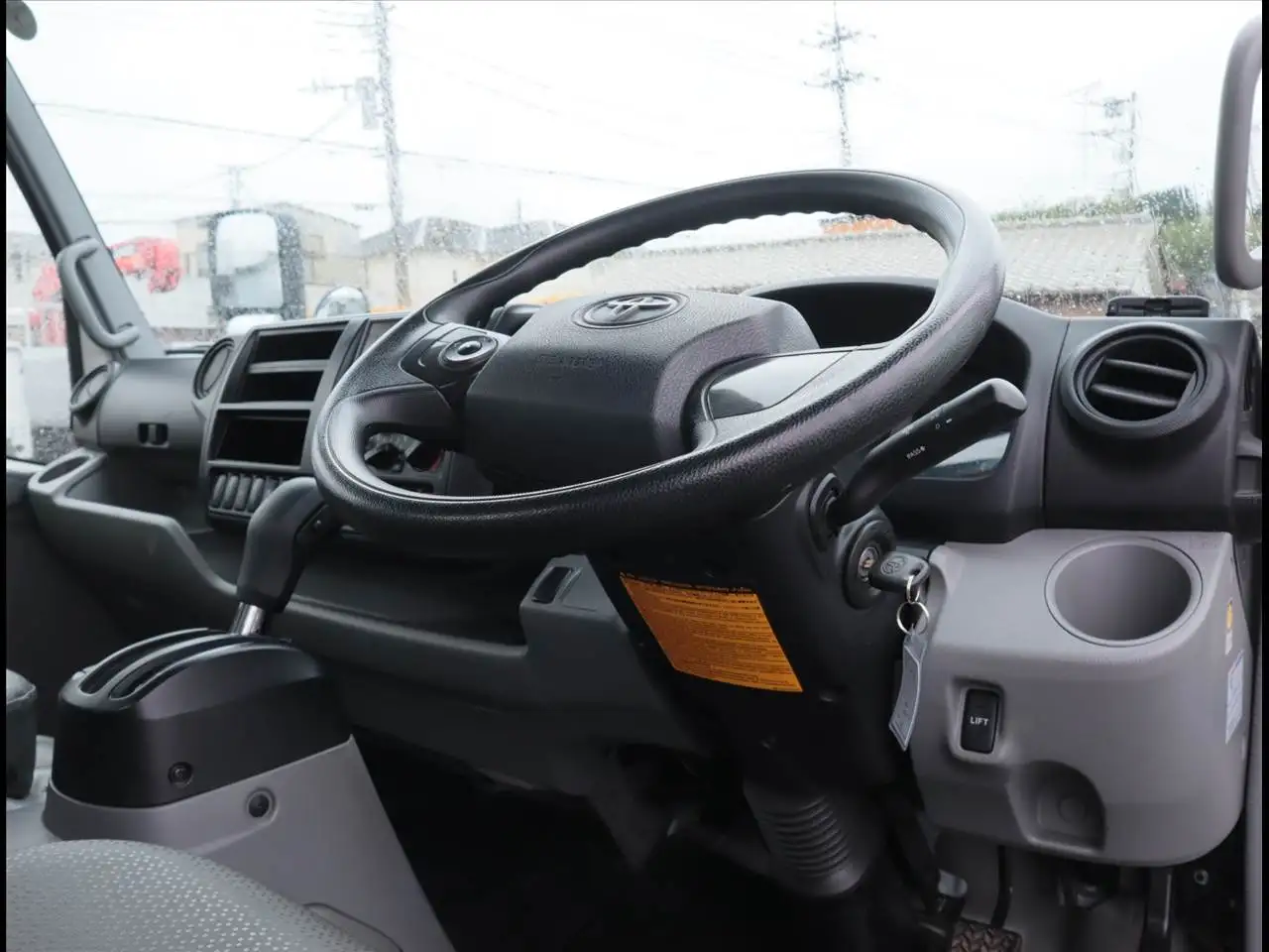 トヨタ ダイナ 小型 平ボディ パワーゲート 2RG-XZU722の中古トラック画像13