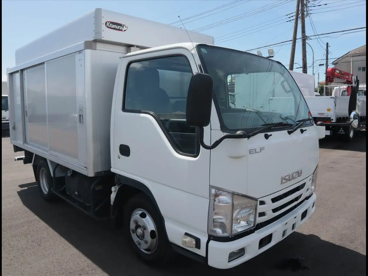 いすゞ エルフ 小型 アルミバン ボトルカー サイドドアの中古トラック画像2