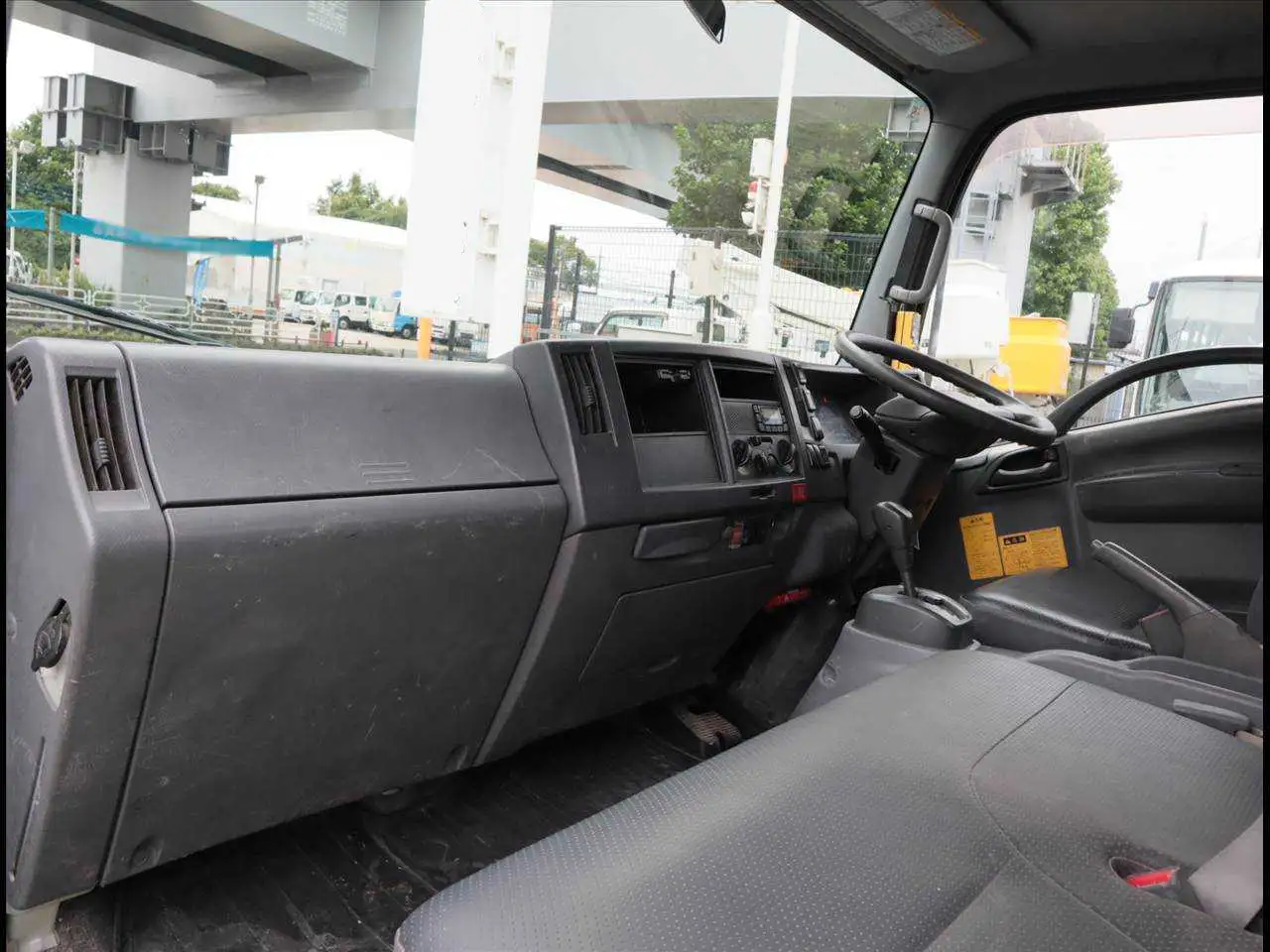いすゞ エルフ 小型 ダンプ ローダー TKG-NPR85YNの中古トラック画像12