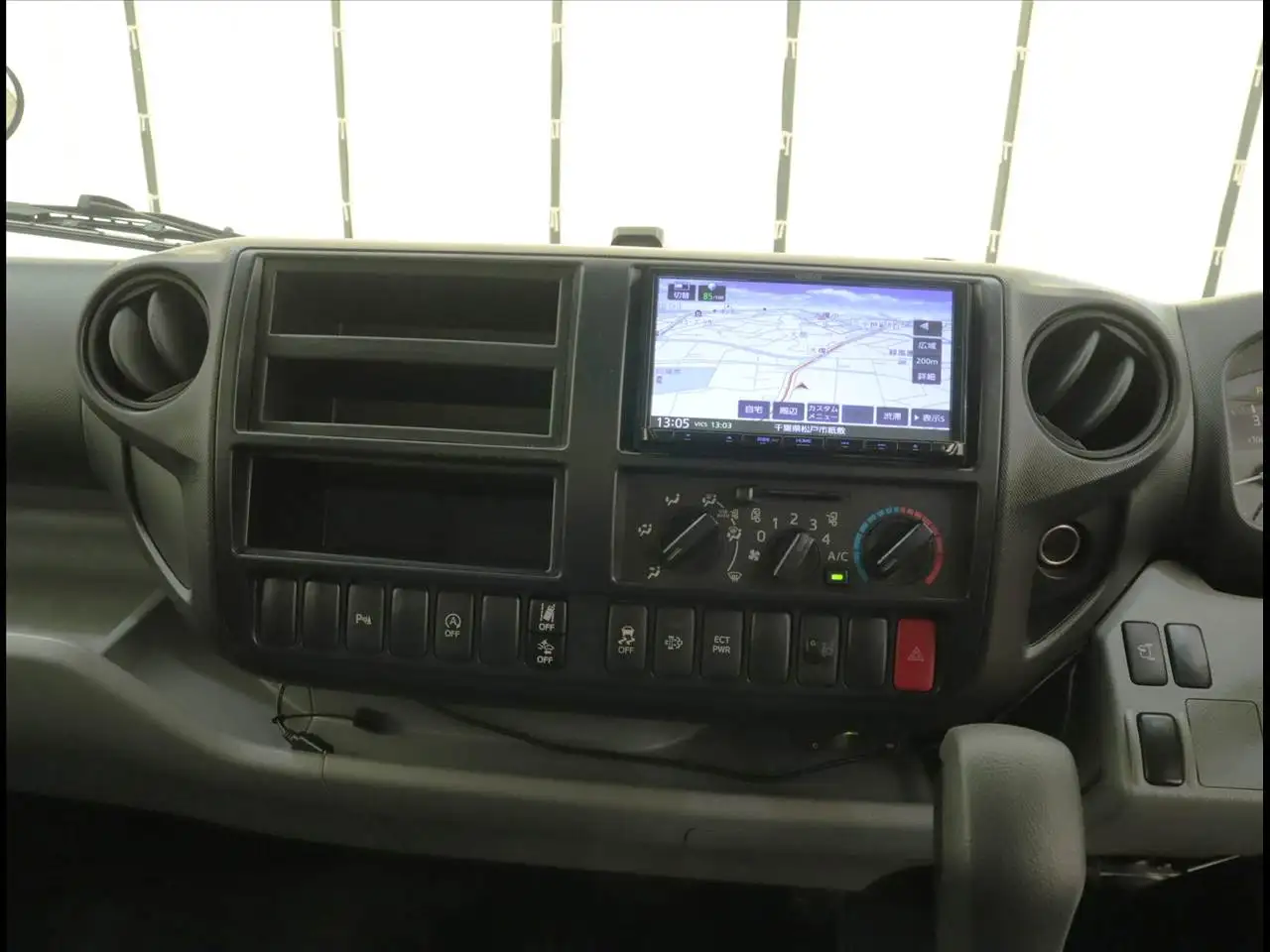 日野 デュトロ 小型 平ボディ 2RG-XZU720M R2の中古トラック画像13
