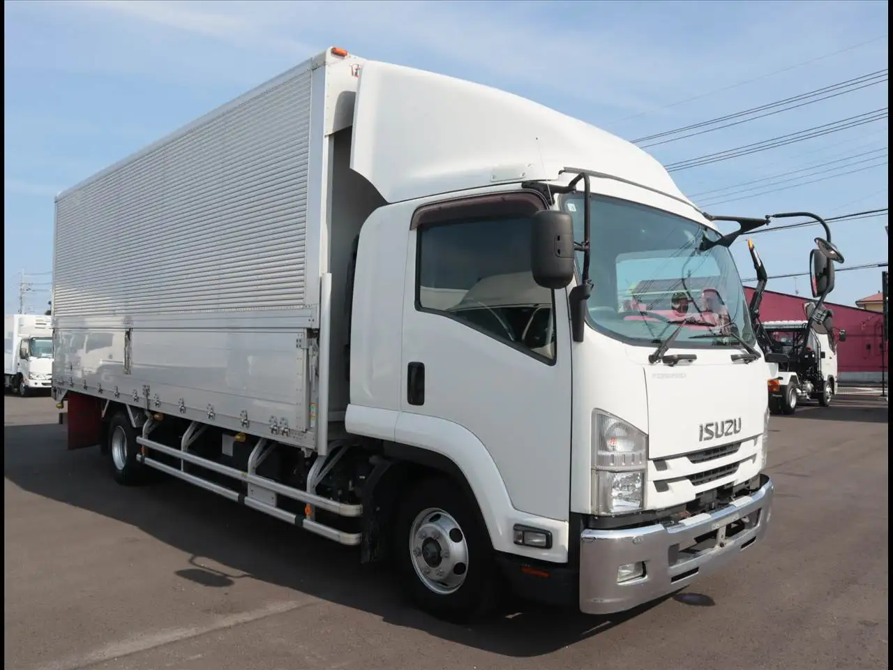 いすゞ フォワード 中型/増トン ウイング ベッド 2RG-FRR90S2の中古トラック画像2