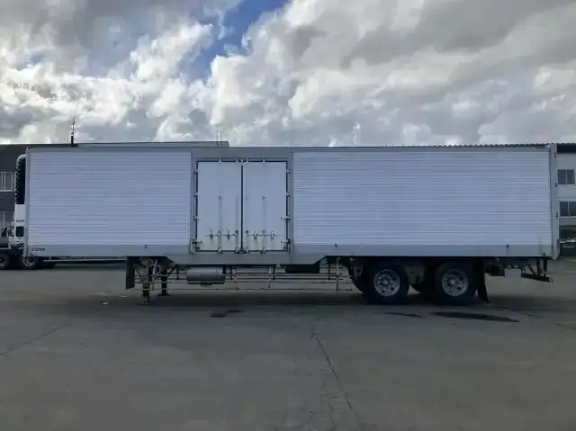 フルハーフ 国産車その他 トレーラー/その他 トレーラー 2軸 RFVFA240B改の中古トラック画像6