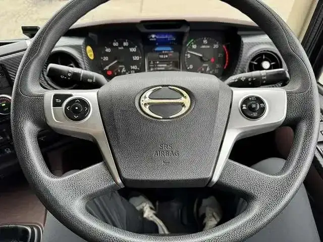 日野 プロフィア 大型 トラクター ハイルーフ 1デフの中古トラック画像9