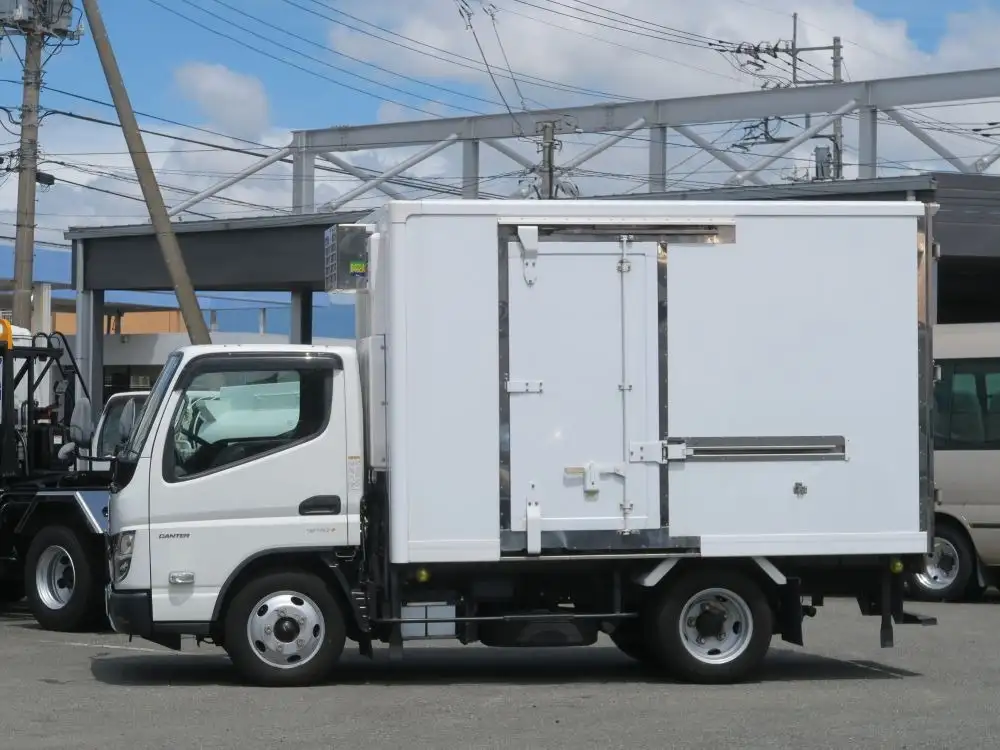 三菱 キャンター 小型 冷凍冷蔵 低温 キーストンの中古トラック画像6