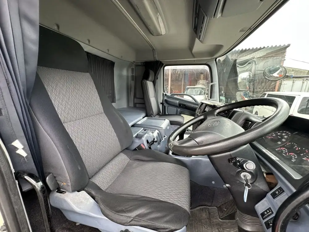 日野 プロフィア 大型 タンク車 ローリー BDG-GN1APYAの中古トラック画像10