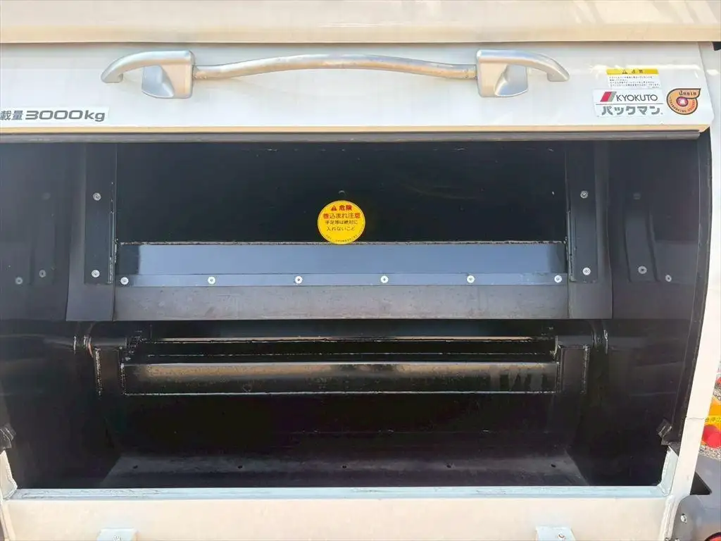 いすゞ エルフ 小型 パッカー車 巻き込み式 回転ダンプ式の中古トラック画像5