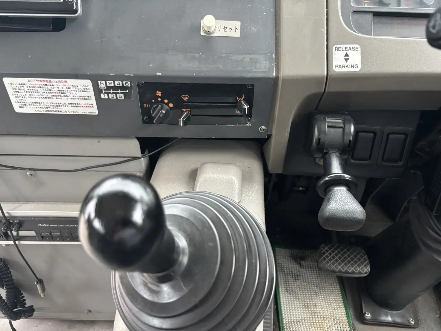 日野 ブルーリボン 大型 バス 乗合バス PJ-KV234N1の中古トラック画像9