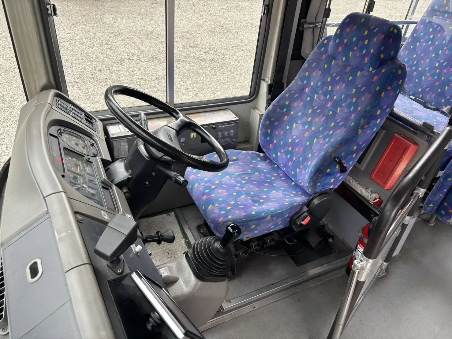 日野 ブルーリボン 大型 バス 乗合バス PJ-KV234N1の中古トラック画像5
