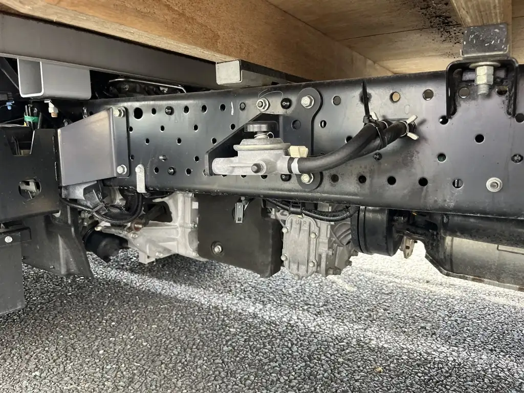 いすゞ エルフ 小型 平ボディ 2RG-NLR88AR H31/R1の中古トラック画像像17