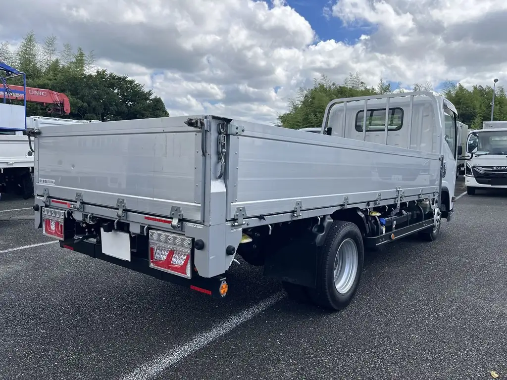 いすゞ エルフ 小型 平ボディ 2RG-NLR88AR H31/R1の中古トラック画像3