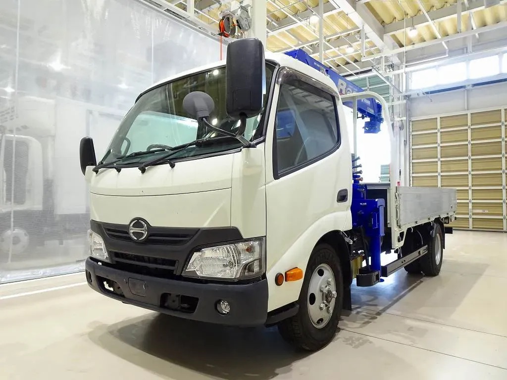 日野 デュトロ 小型 クレーン付 4段 ラジコン の中古トラック【車両No.165285】