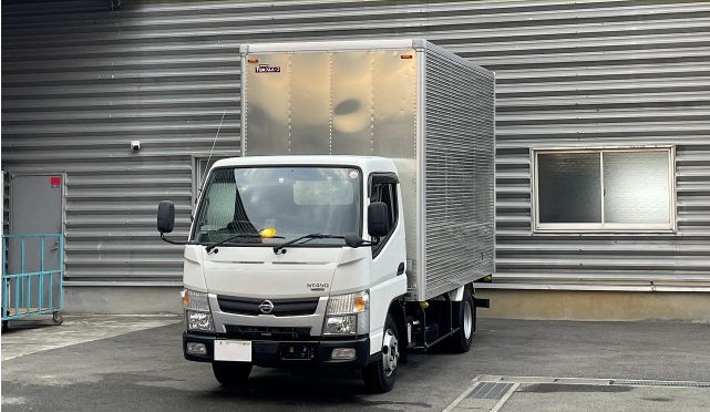 日産 アトラス 小型 アルミバン パワーゲート 3枚観音 の中古トラック【車両No.121238】