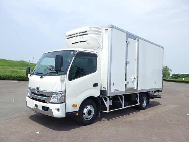 日野 デュトロ 小型 冷凍冷蔵 中温 パワーゲート の中古トラック【車両No.112786】