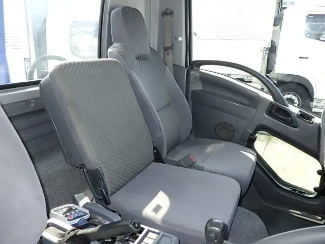 いすゞ フォワード 中型/増トン クレーン付 3段 ラジコンの中古トラック画像10