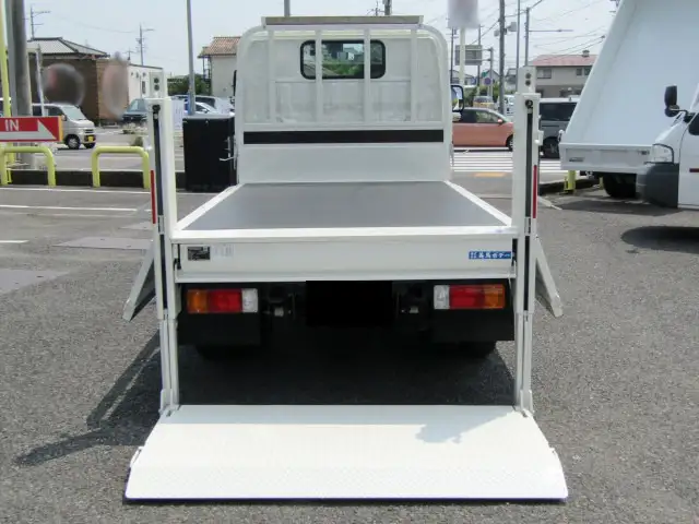 日野 デュトロ 小型 平ボディ パワーゲート 2RG-XZU605Mの中古トラック画像6