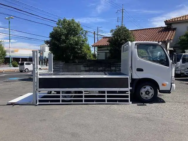 トヨタ トヨエース 小型 平ボディ パワーゲート 床鉄板の中古トラック画像6