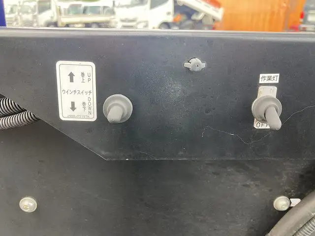 三菱 キャンター 小型 車両重機運搬 ラジコン ウインチの中古トラック画像10