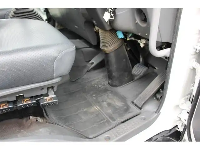いすゞ フォワード 中型/増トン パッカー車 プレス式 ベッドの中古トラック画像像17