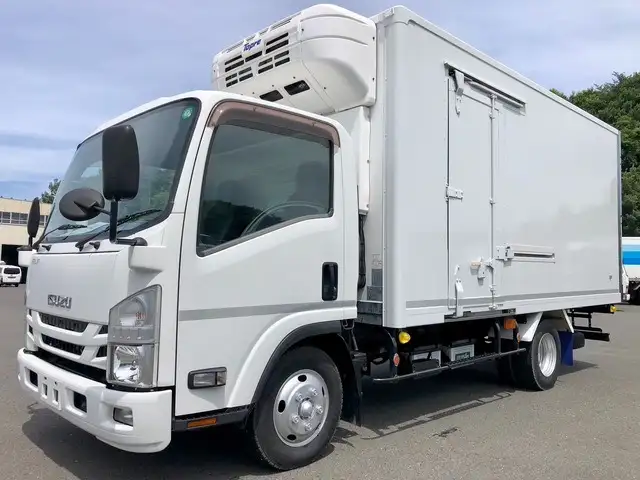 いすゞ エルフ 小型 冷凍冷蔵 中温 床アルミの中古トラック画像1