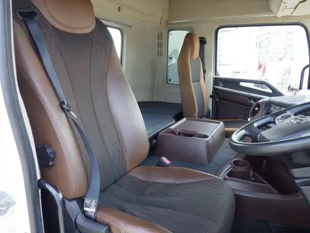 日野 プロフィア 大型 トラクター ハイルーフ 2デフの中古トラック画像6