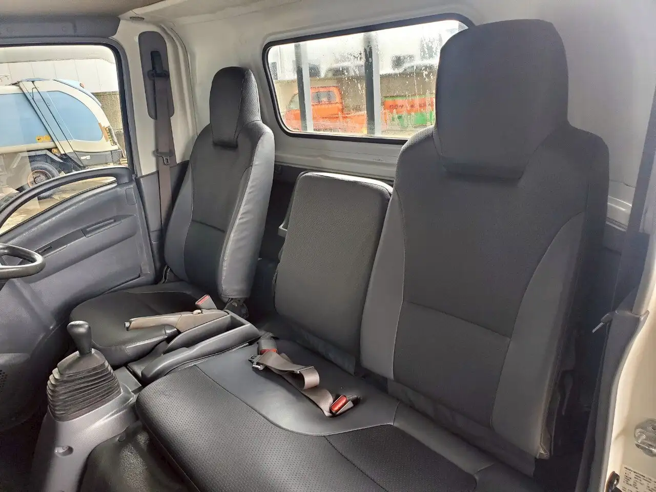 日産 アトラス 小型 平ボディ アルミブロック BKG-ANR85ARの中古トラック画像12