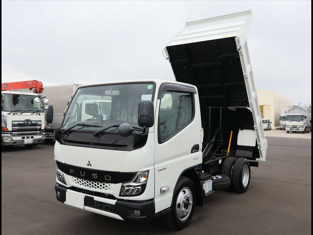三菱 キャンター 小型 ダンプ ローダー 強化 の中古トラック【車両No.164078】