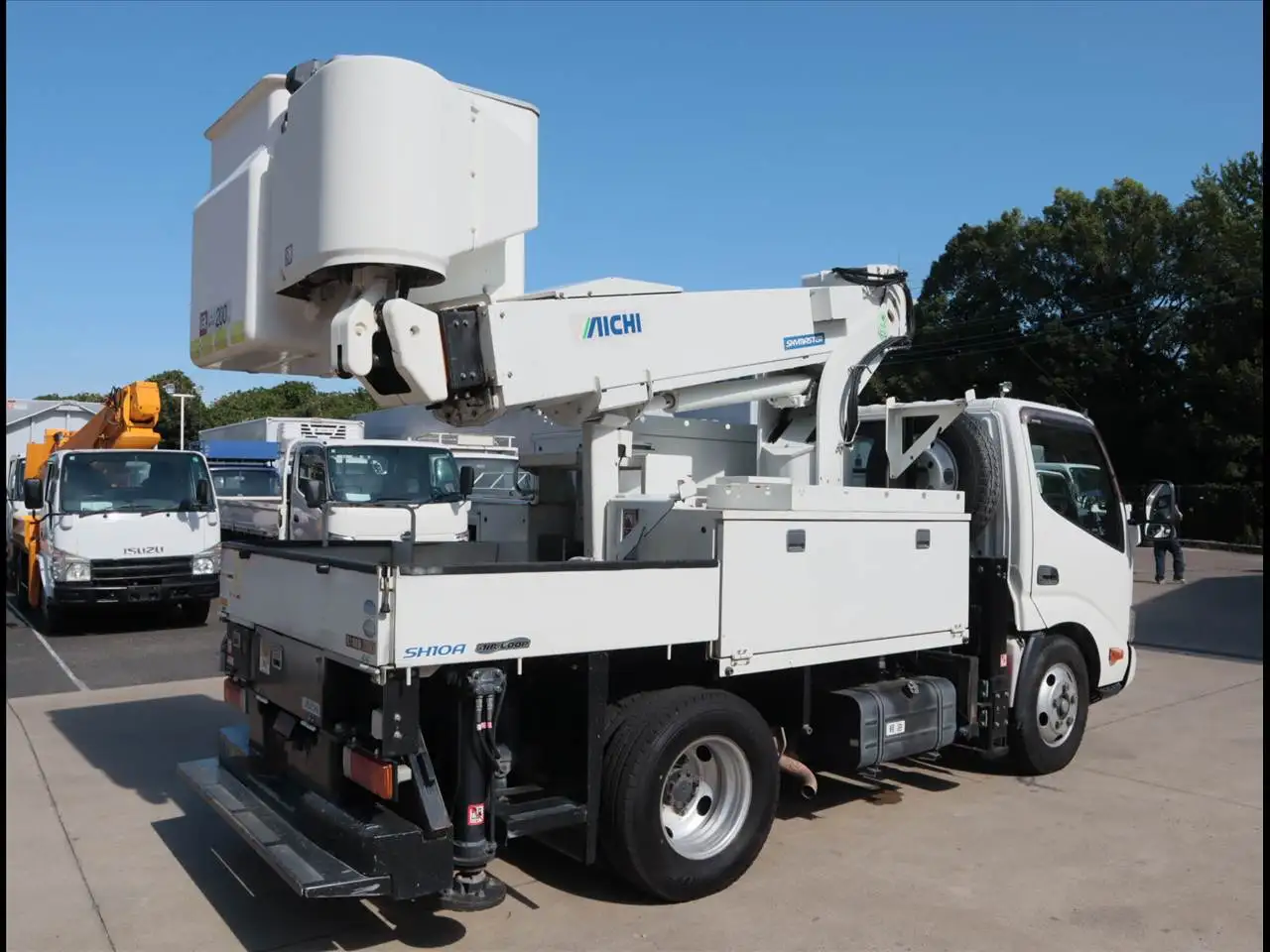 日野 デュトロ 小型 高所・建柱車 高所作業車 電工仕様の中古トラック画像3