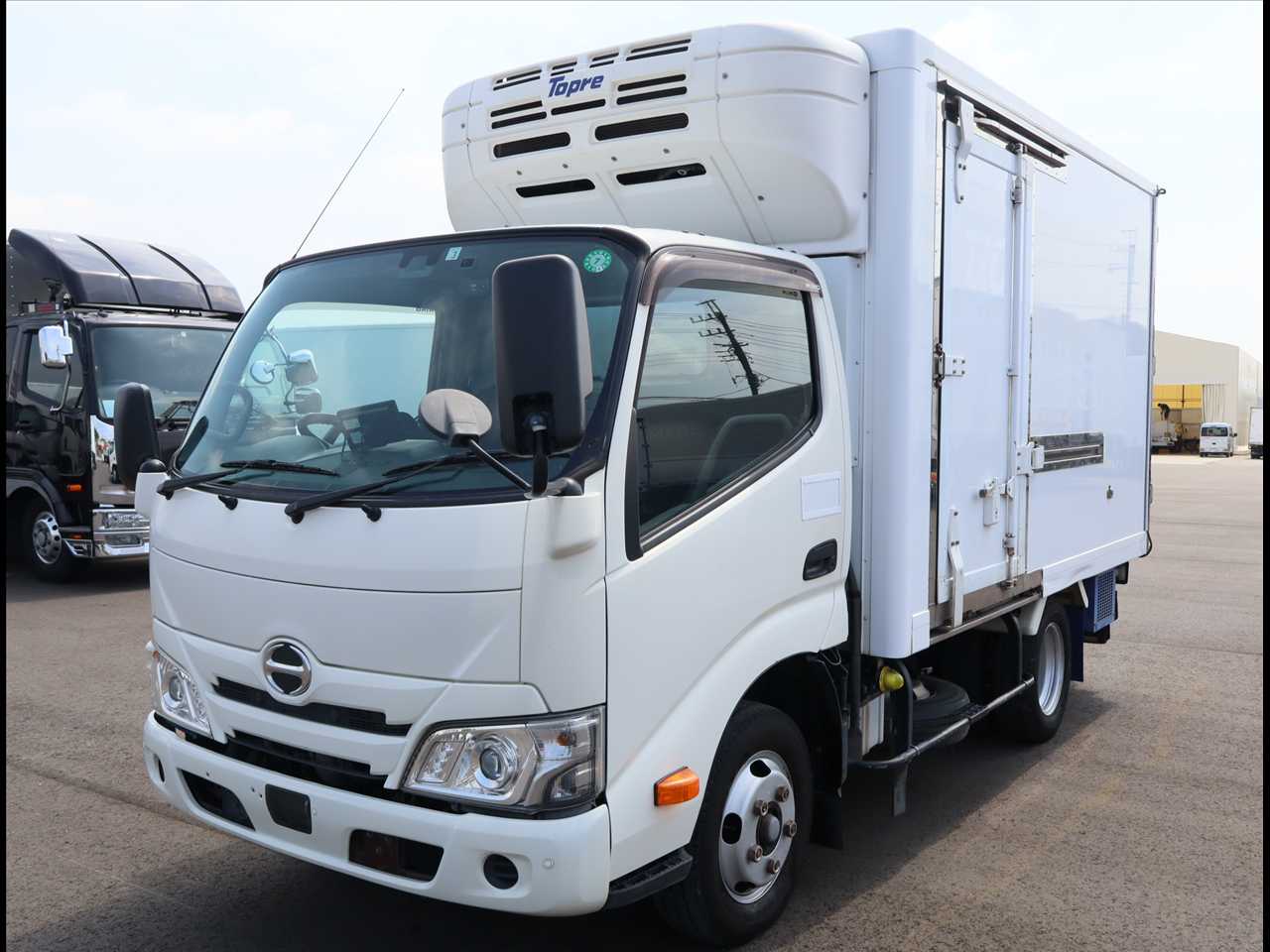 日野 デュトロ 小型 冷凍冷蔵 低温 床ステン の中古トラック【車両No.158194】
