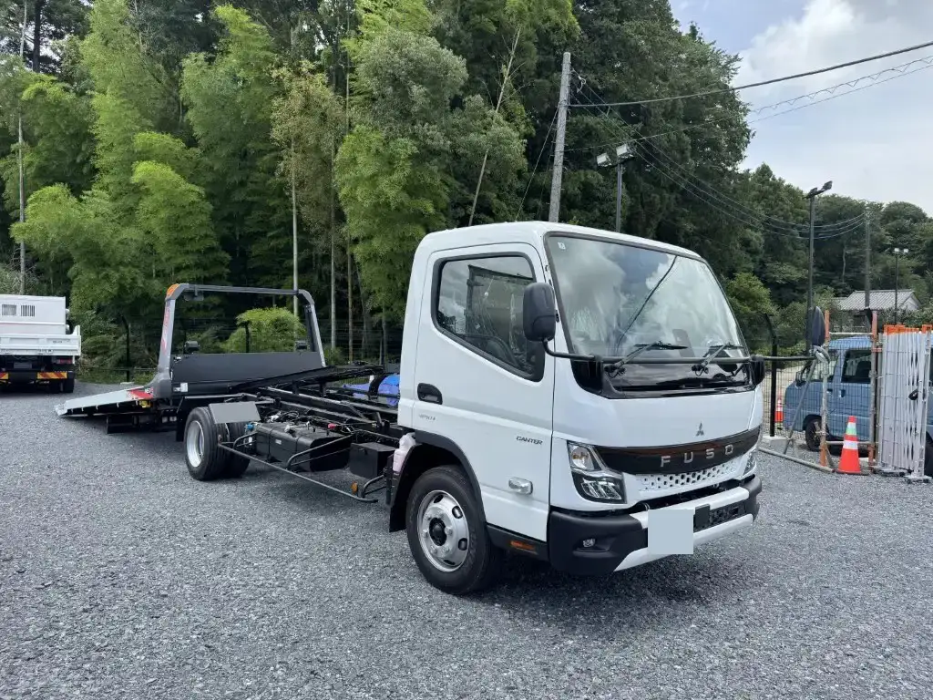 三菱 キャンター 小型 車両重機運搬 ラジコン ウインチの中古トラック画像2