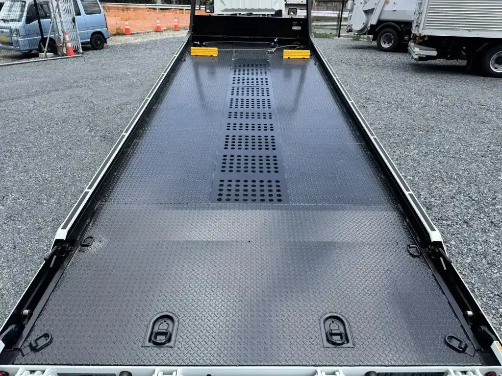 三菱 キャンター 小型 車両重機運搬 ラジコン ウインチの中古トラック画像9