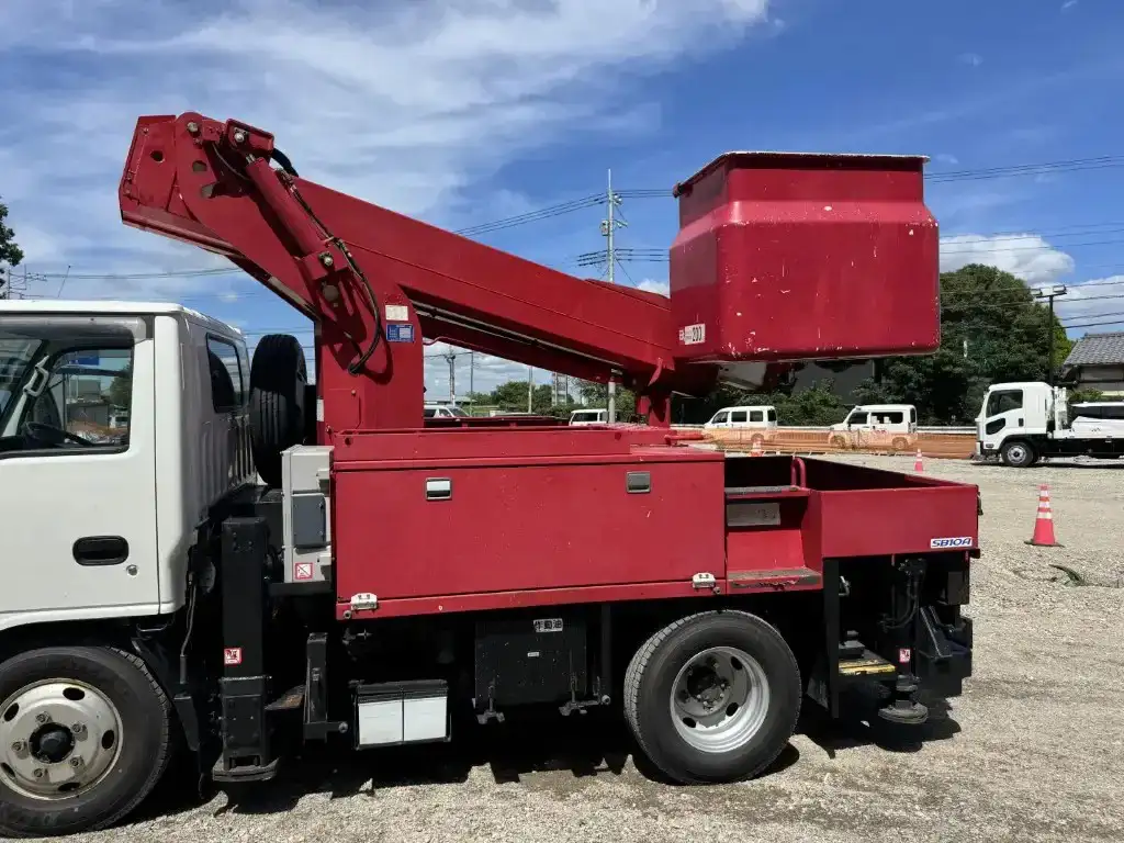いすゞ エルフ 小型 高所・建柱車 高所作業車 電工仕様の中古トラック画像5
