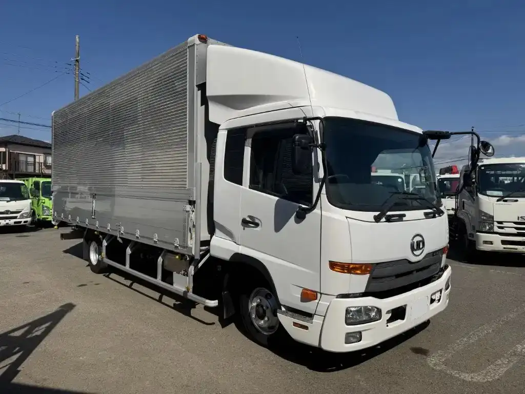 日産UD コンドル 中型/増トン ウイング ベッド TKG-MK38Lの中古トラック画像2