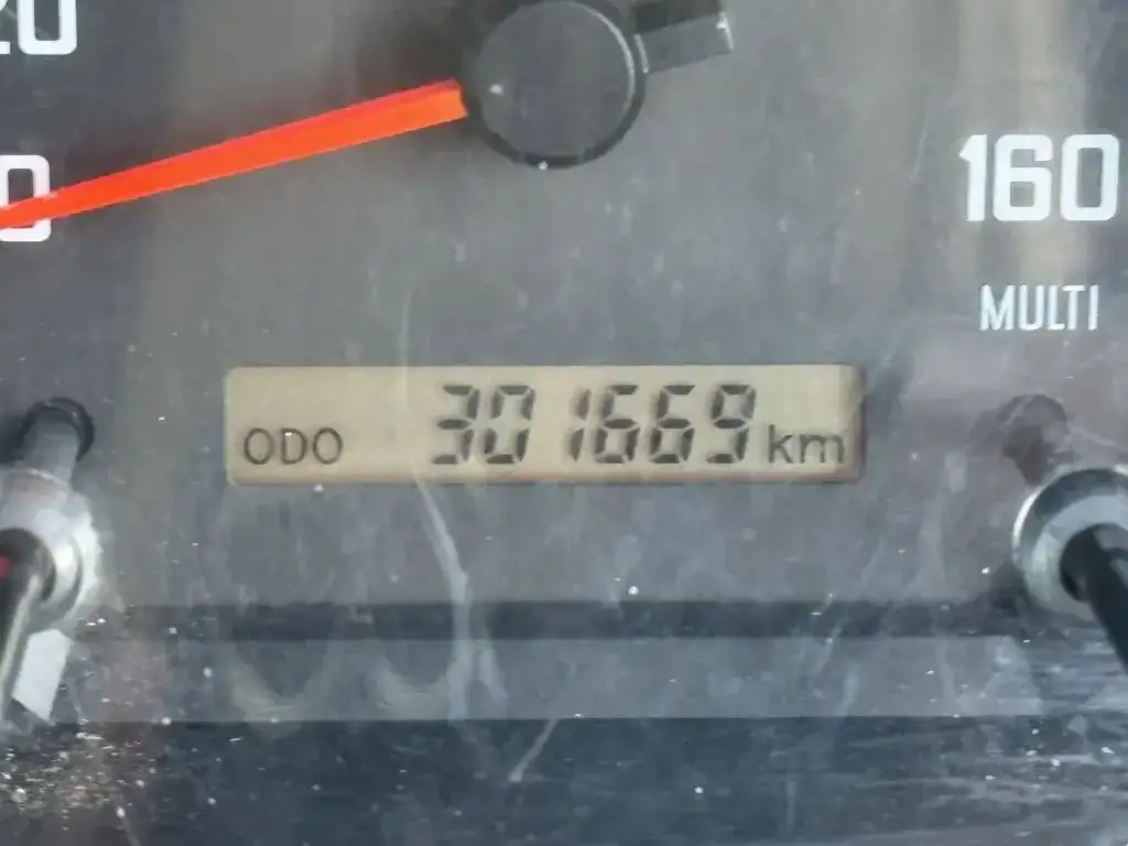 いすゞ フォワード 中型/増トン クレーン付 床鉄板 4段の中古トラック画像11