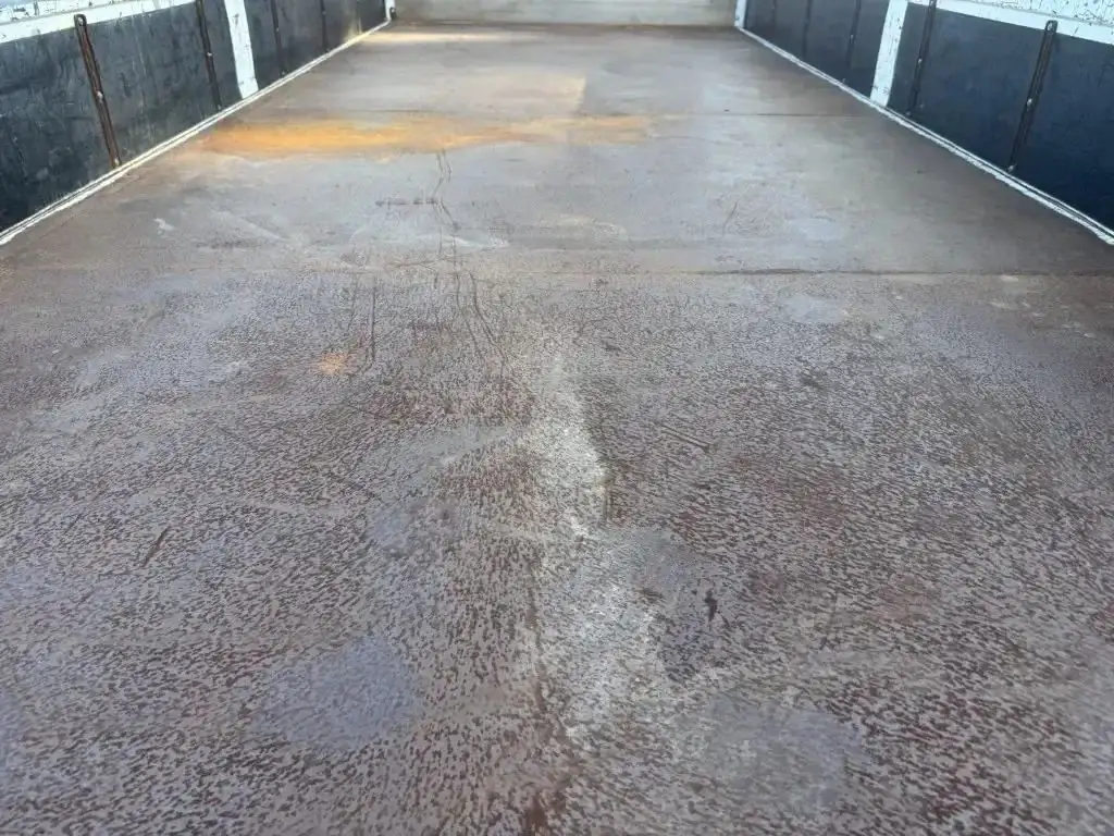 いすゞ フォワード 中型/増トン クレーン付 床鉄板 4段の中古トラック画像5