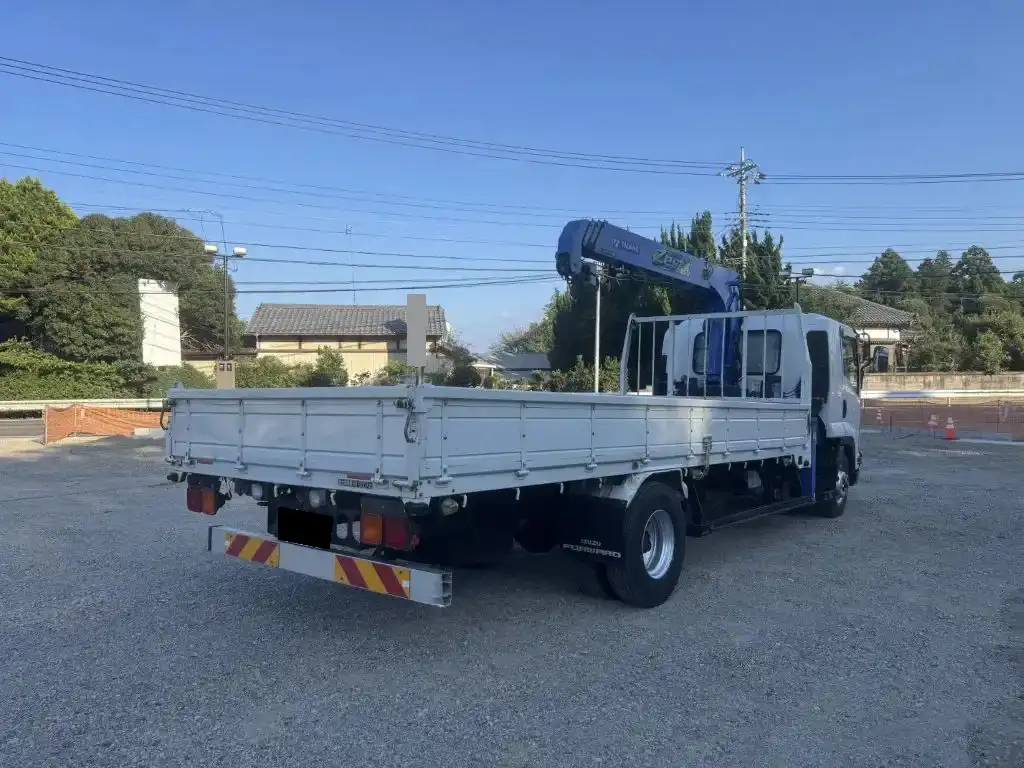 いすゞ フォワード 中型/増トン クレーン付 床鉄板 4段の中古トラック画像2